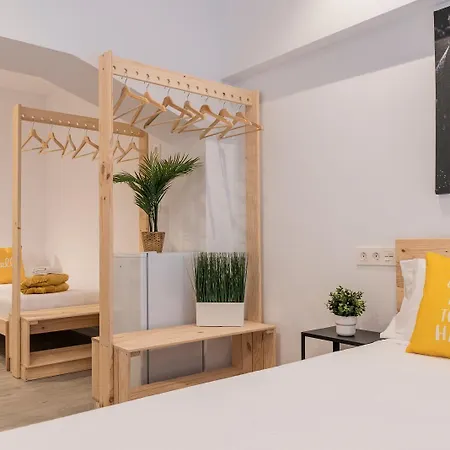 & Kitchen Zorroza ゲストハウス