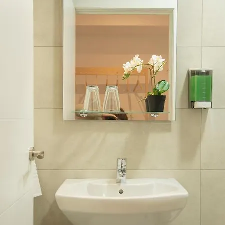 بيت ضيافة & Kitchen Zorroza 3*