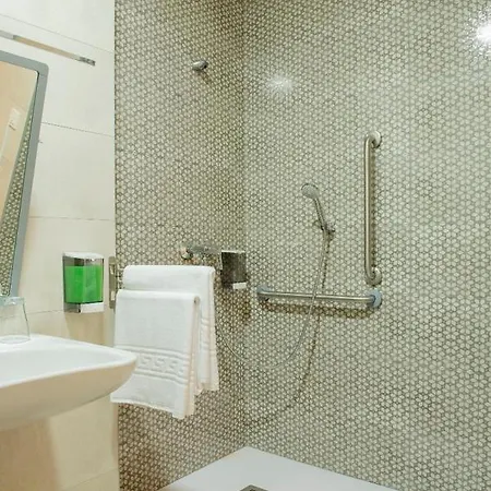 & Kitchen Zorroza بيت ضيافة 3*