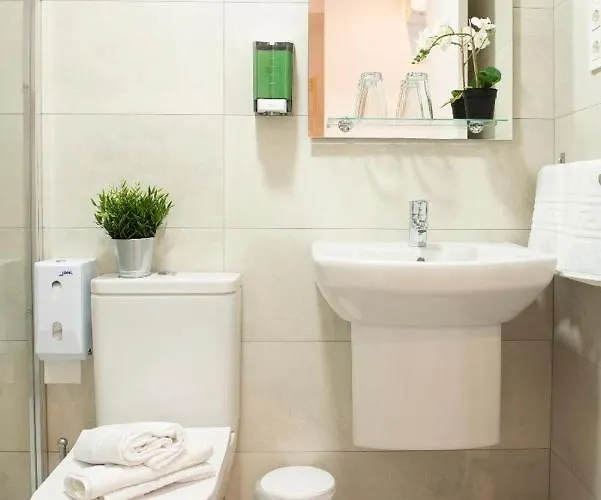 Πανσιόν & Kitchen Zorroza Μπιλμπάο