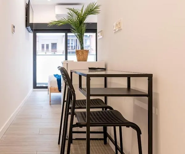 & Kitchen Zorroza Πανσιόν