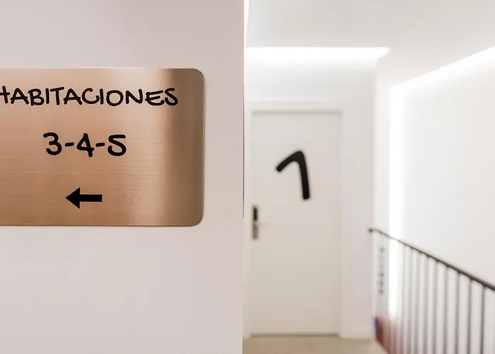 Πανσιόν & Kitchen Zorroza Μπιλμπάο