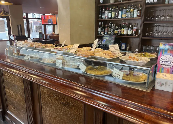 Πανσιόν & Kitchen Zorroza 3*